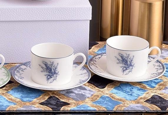 cup setÂ of two tea cups with saucers - Dior Cups | Aleppo Gift UAE